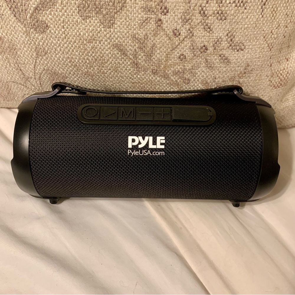 Pyle Black Portable Boombox - Picture 5 of 6